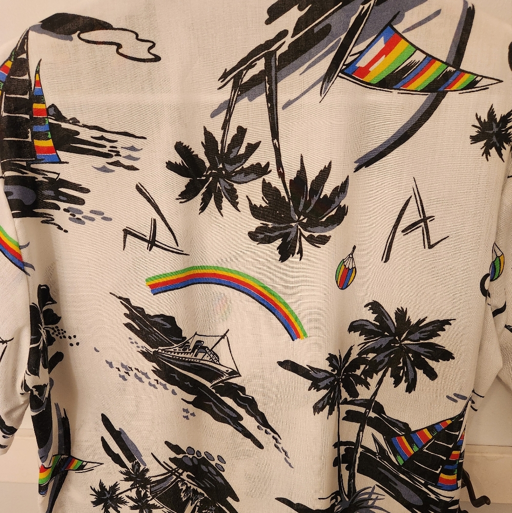 Vintage Marina of California short-sleeve button-down Hawaiian shirt - size M - Picture 6 of 9